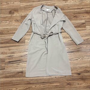 H&M Women’s Beige Trench Coat
